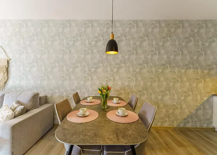 Lighthouse - Polanki Park アパート